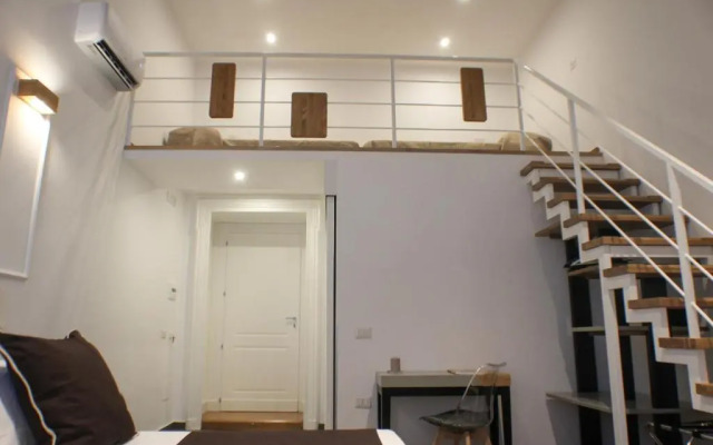 Be Italian Flat Piazza Bovio 22