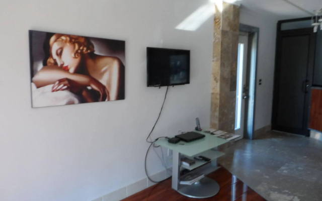 Economy Suites