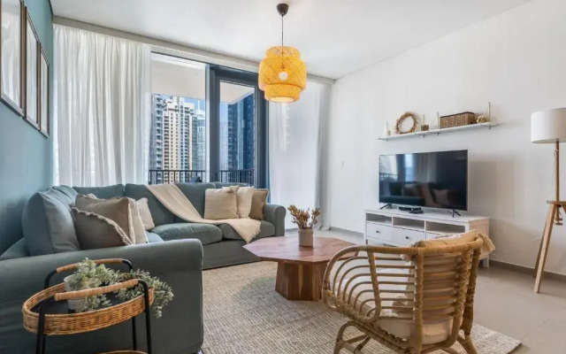Monty - High-End Chic Apartment, Close to Burj Khalifa