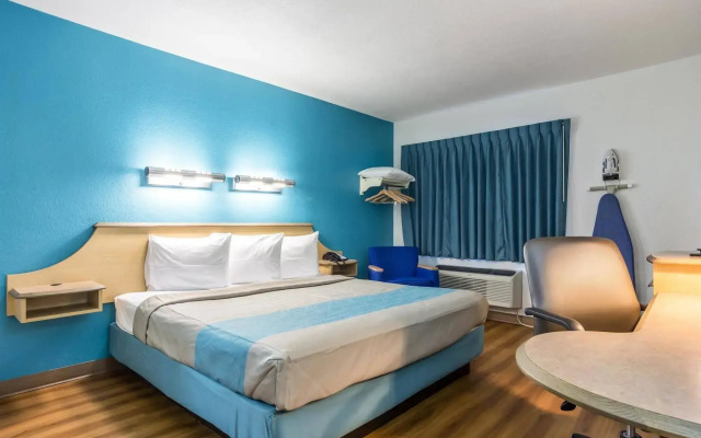 Motel 6 Atlanta, GA - Downtown