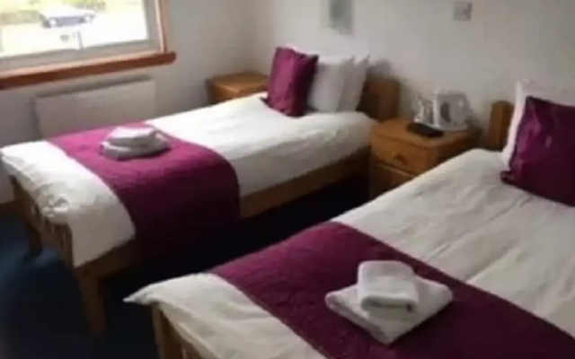 Strathcarron Hotel