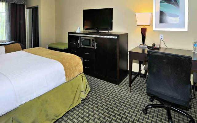 Comfort Suites New Bern near Cherry Point