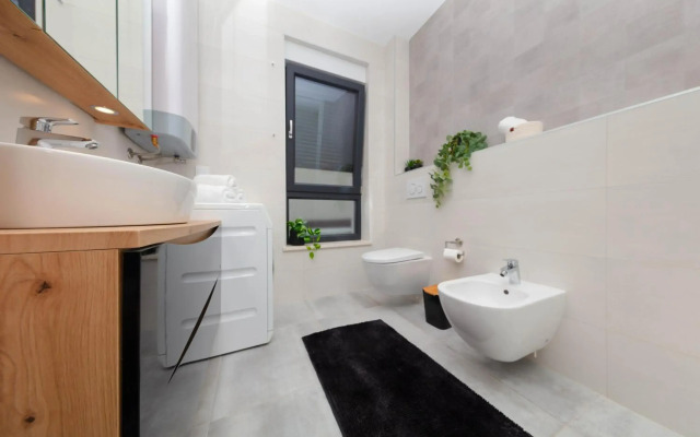 Apartman Oranž