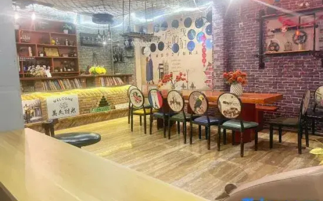 Shenzhen Lezizai Meijiu Time House B&B（Yangmeikeng/judiaosha)）