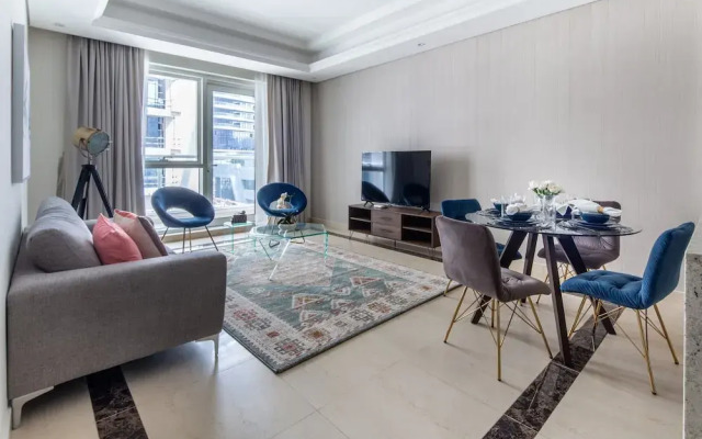 Mesmerizing 1BR Apartment in Grand Downtown Dubai