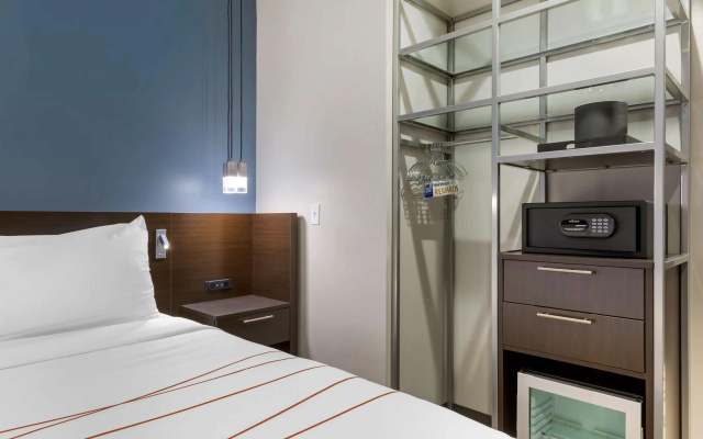Vīb Hotel by Best Western Phoenix - Tempe