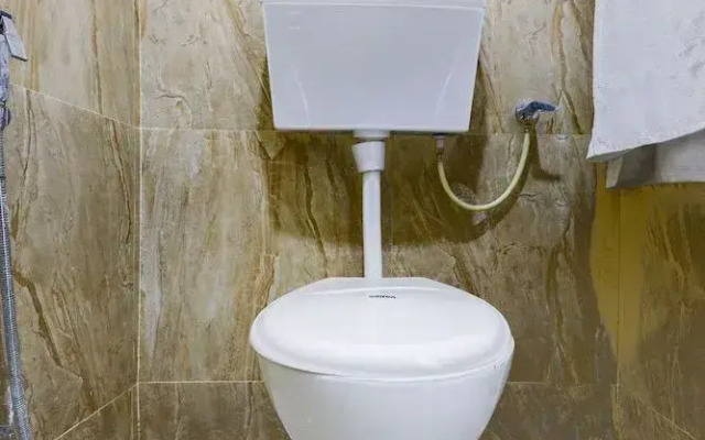 OYO 47450 Hotel Srn