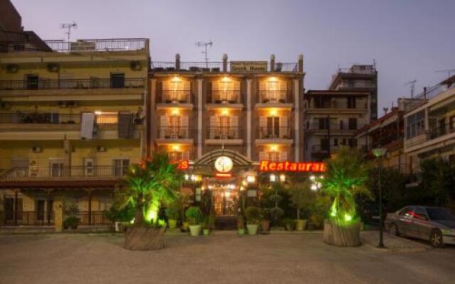 Greek House Hotel Ситония вид на фасад