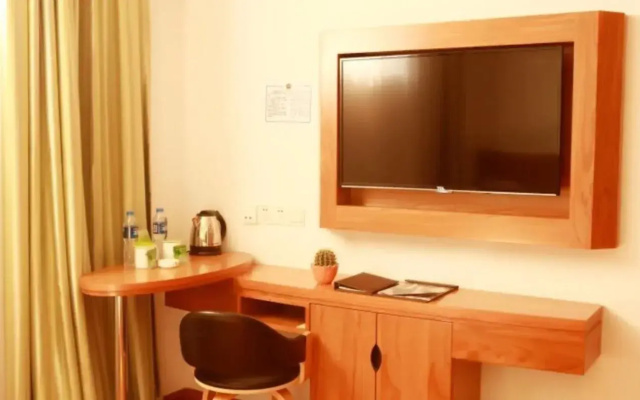 Vatica Wuxi Central Station Xihu Road Hotel