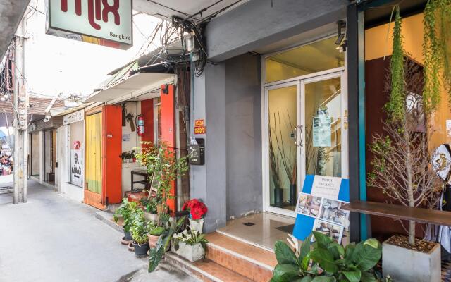 Отель The Mix Bangkok Бангкок вид на фасад