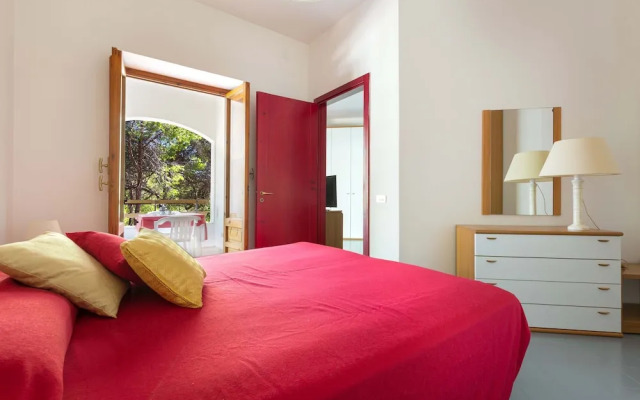 2507 Red Apartment by Barbarhouse