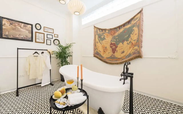 Chloe & Leo Homestay