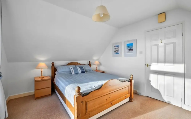 Apartment in Salcombe With Stunning Sea Views