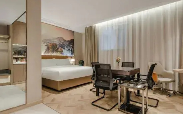 Vienna Hotel (Taiyuan Changfeng West Street Vientiane City)