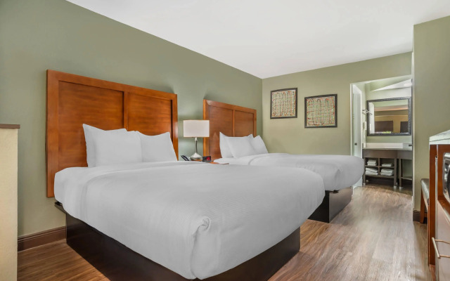 Quality Inn & Suites near Panama City Beach