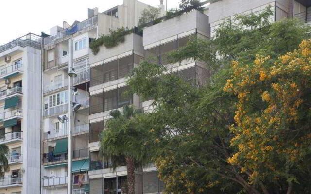Отель Family Barcelona Apartments Испания, Барселона - отзывы, цены и фото номеров - забронировать отель Family Barcelona Apartments онлайн вид на фасад