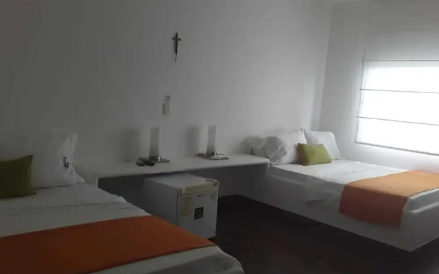Hotel Iguanas de Los Llanos