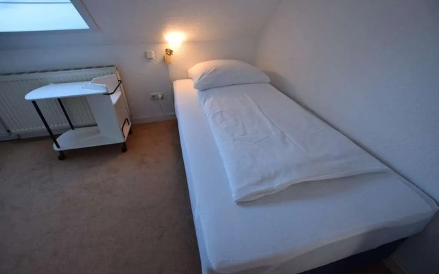 Tolstov-Aparthotels Generous 3 Room Apartment