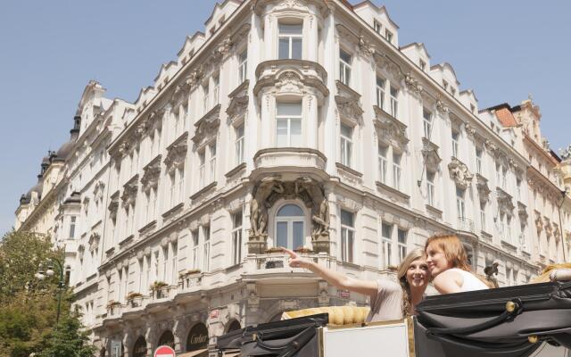 Hotel Don Giovanni Prague вид на фасад