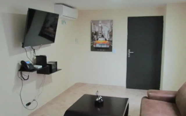 The 9's Aparta Hotel