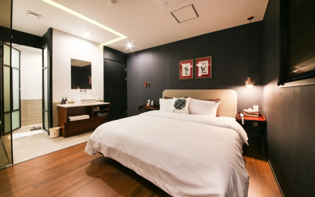 Brown Dot Hotel Yangjeong