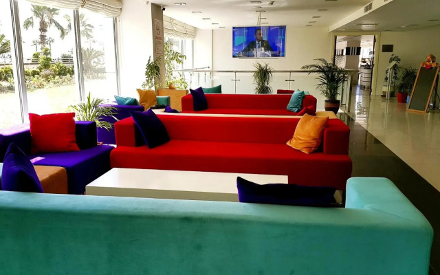 Blue Garden Hotel