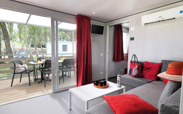 Isamar Holiday Village
