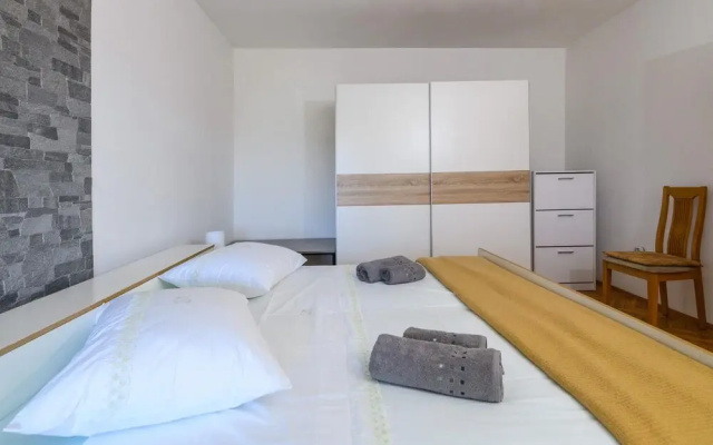 Awesome Apartment in Rabac With Wifi and 2 Bedrooms