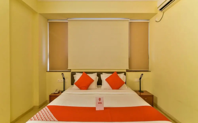 OYO 14930 Gomati Business Hotel