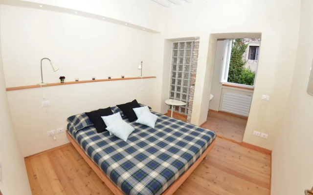 Charming Mansion in Lucca