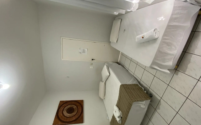 Center 1 Hotel