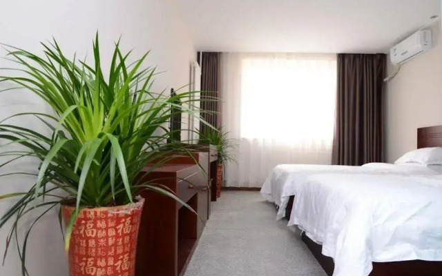 Super 8 Hotel