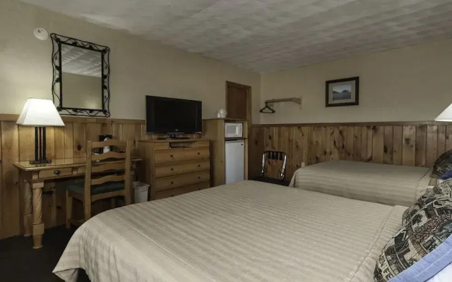 The Lake Motel