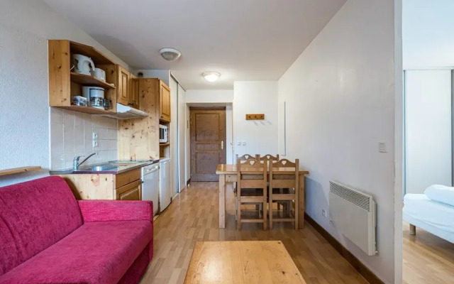 Apartment in Giez for Four Guests