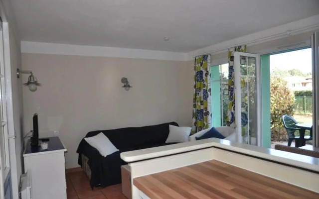 Maison jumelée dans residence avec piscine - 320