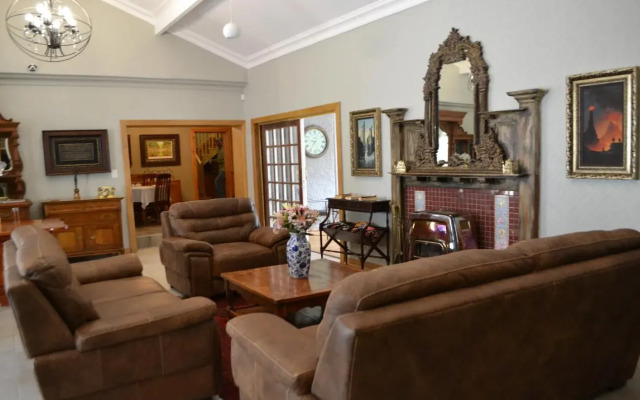 Hobbit Boutique Hotel