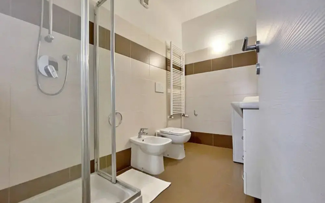 Cozy Apt With Gym & Parking, Milan
