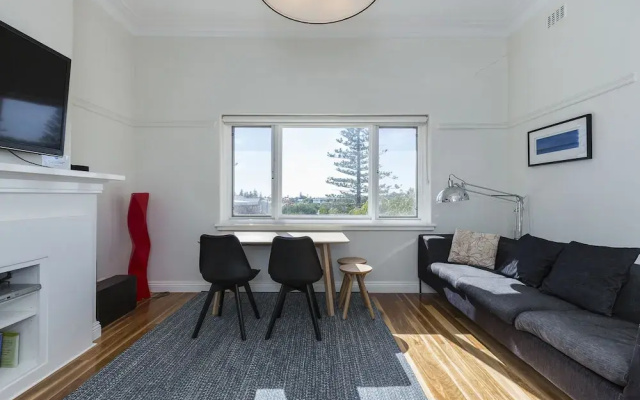 Cottesloe Beach Deluxe Apartment