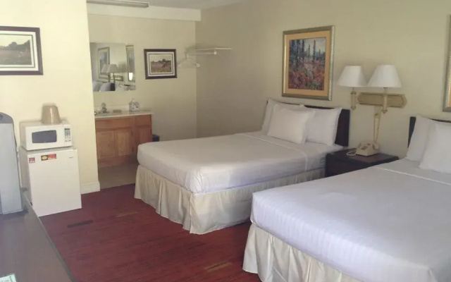 Hearth & Home Inn
