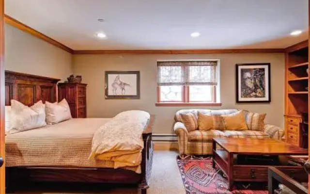 Meadows Townhome M2