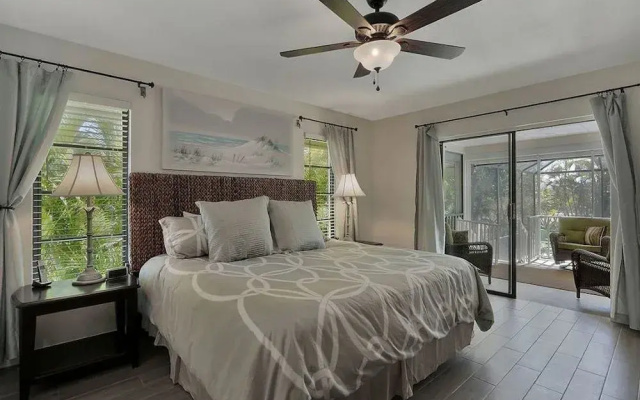 Sycamore Home