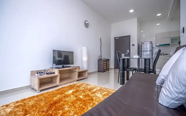 OYO Home 90450 D' Summit Residence 1bhk @ Yml 2128