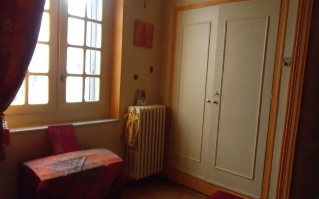 Maison Sans Frontiere