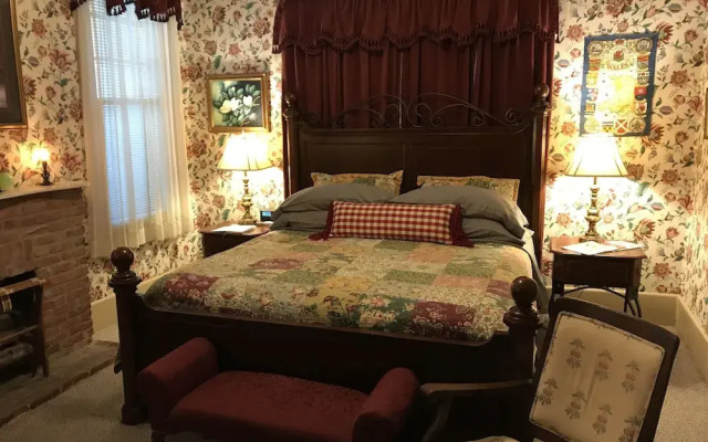 The Lattice Inn