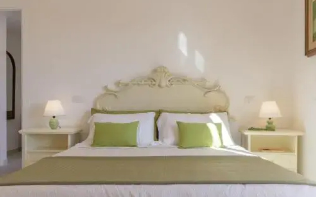 Elafi Penthouse