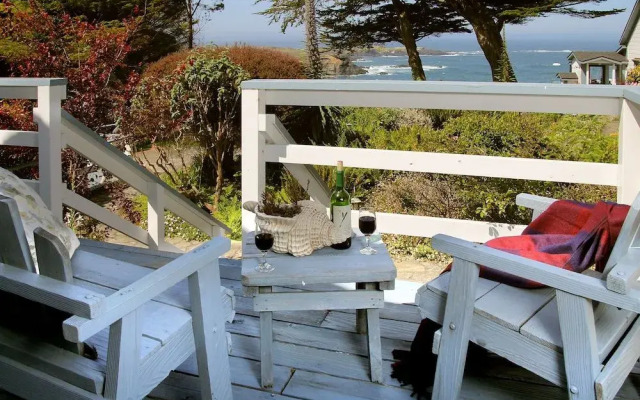 Agate Cove Inn