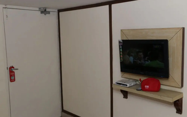 OYO 1075 Hotel City Home