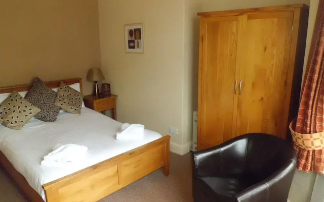 The Crown Hotel