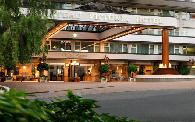 Отель Chateau Victoria Hotel & Suites Канада, Виктория - отзывы, цены и фото номеров - забронировать отель Chateau Victoria Hotel & Suites онлайн вид на фасад