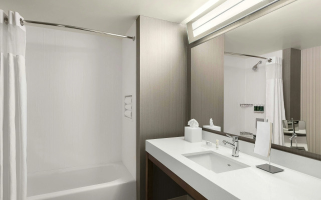 Courtyard by Marriott Seattle Northgate